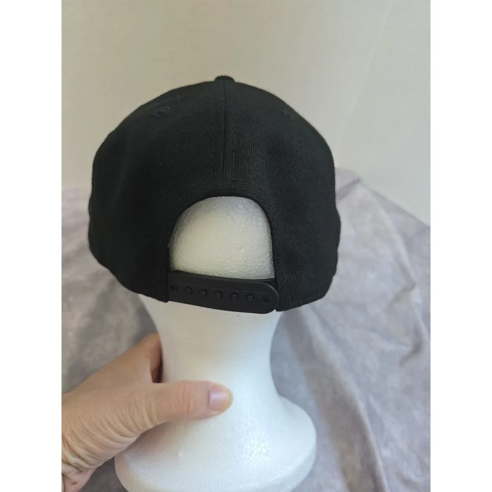 Los Angeles Lakers New Era 9FIFTY Snapback Hat Black White NBA Logo Cap Mens OS